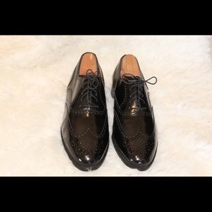 Salvatore Ferragamo size 9D new without box
